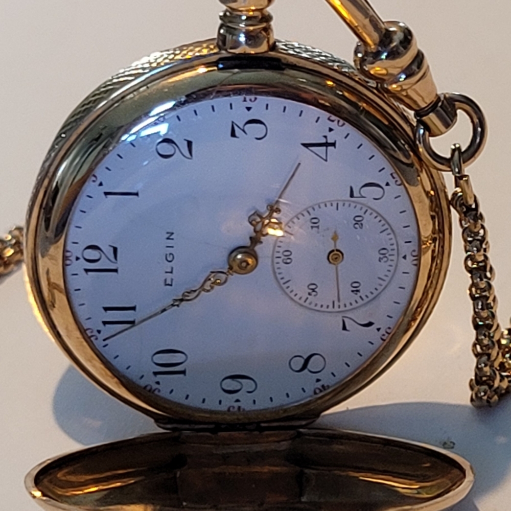 "ELGIN" VINTAGE WIND WATCH 14K